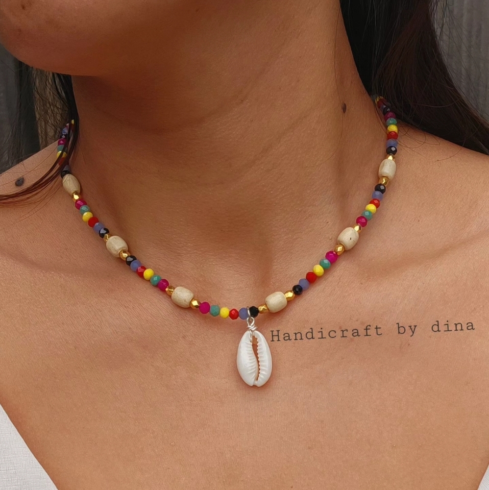 Handmade Beaded Shell Necklace